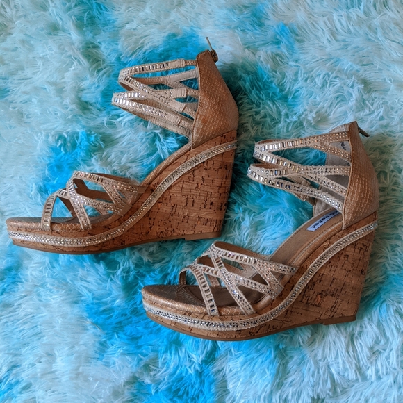 Stunning Rhinestone studded wedges - Picture 5 of 5